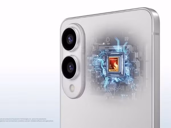 Galaxy S25 Edge đủ cuốn hút người dùng bởi thiết kế và cấu hình bao gồm camera chính 200MP, màn hình OLED 6,7 inch và chip Snapdragon 8 Elite.