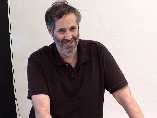 Mãi đến tận năm 2021, Jeff Shrager – người từng viết lại ELIZA trong thập niên 1970 – đã khởi xướng nỗ lực tìm kiếm lại “di sản bị lãng quên” này. Nhờ sự hỗ trợ từ Myles Crowley, chuyên gia lưu trữ của MIT, nhóm đã khai quật được một bản in mã nguồn gốc ELIZA từ năm 1965 trong một chiếc hộp có nhãn “cuộc trò chuyện trên máy tính”.