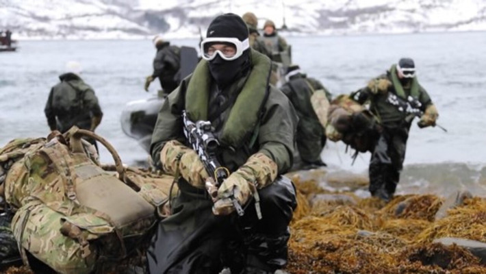 Trung tá Chris Armstrong, Chỉ huy trưởng Nhóm Khai thác Thông tin 30 Commando, cho biết: “Lực lượng Commando Anh đang nâng cao mức sẵn sàng chiến đấu cùng các đồng minh tại vùng Cực Bắc.”