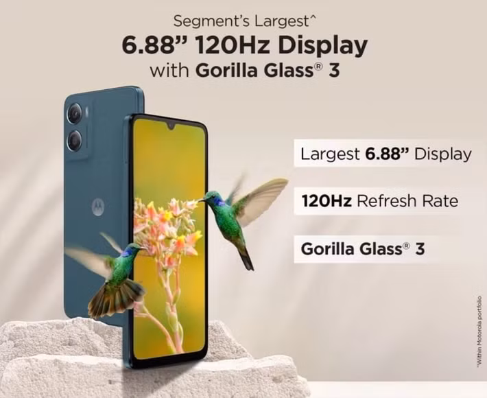 Là thiết bị giá rẻ, Motorola Moto G06 Power tập trung vào sức mạnh pin, với cấu hình cơ bản bao gồm: Chip MediaTek Helio G81, 4 GB RAM và 128 GB bộ nhớ trong, có thể mở rộng tối đa 1 TB qua thẻ microSD. Màn hình của máy trang bị tấm nền IPS LCD 6.88 inch, độ phân giải HD+ (720 x 1640 Pixels), tần số quét 120 Hz, bảo vệ bằng Corning Gorilla Glass 3.