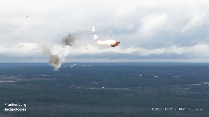 “Mối đe dọa từ máy bay không người lái đã thay đổi bản chất của chiến tranh, và mọi lớp phòng thủ giờ đây cần được thiết kế cho quy mô và tốc độ ngay từ đầu,” Salm nói trong tuyên bố . Việc hợp tác với Babcock sẽ cho phép “đẩy nhanh việc cung cấp năng lực hàng hải hoạt động,” vị CEO cho biết.