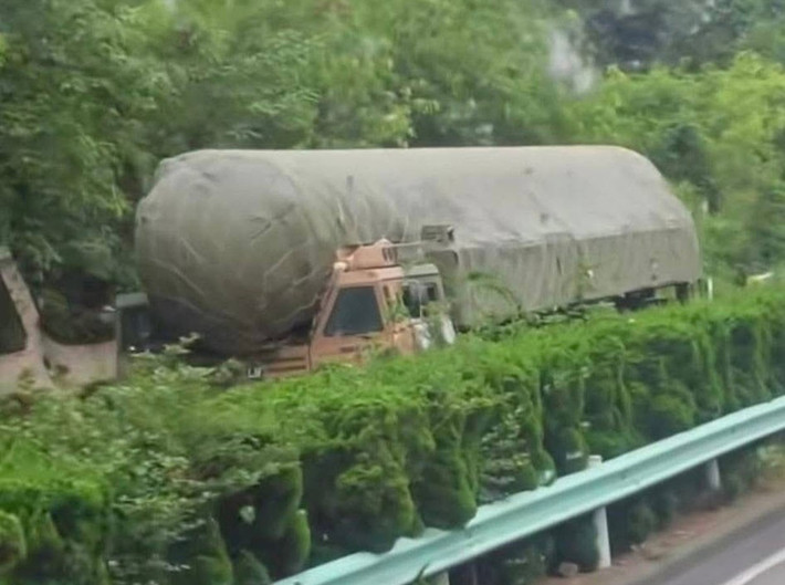 Tính cơ động này giúp bảo vệ các bệ phóng trong trường hợp xảy ra xung đột bằng cách khiến chúng khó bị phát hiện và nhắm mục tiêu hơn.