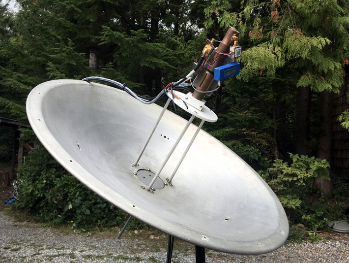 Khi điều chỉnh nhầm ăng-ten, ông bắt gặp một tín hiệu mạnh mẽ trong dải 2.025-2.110 MHz, vốn là vùng tần số mà các vệ tinh không được phép phát sóng xuống Trái Đất. "Tôi tưởng mình nhìn nhầm, nhưng sau vài phép đo Doppler, mọi thứ rất rõ ràng – đó là tín hiệu từ một vệ tinh Starshield", Tilley nói với đài NPR.