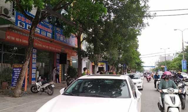 Chi Cục trưởng Chi cục Thi hành án dân sự TP.Thanh Hóa và bạn chết bất thường sau bữa trưa Chi Cuc truong Chi cuc Thi hanh an dan su TP.Thanh Hoa va ban chet bat thuong sau bua trua