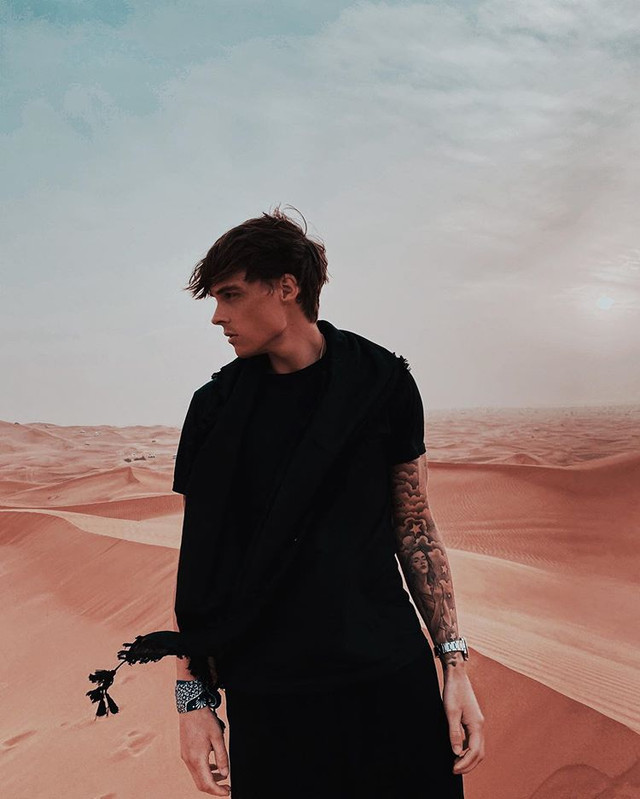 5 tỷ phú trẻ nhất thế giới tiêu tiền vào đâu? - Hình 9 5 ty phu tre nhat the gioi tieu tien vao dau?-Hinh-9