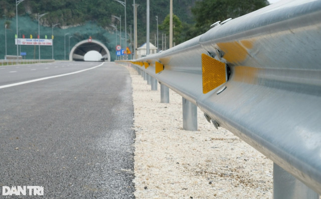 Cận cảnh cao tốc Mai Sơn - QL45 chuẩn bị hoàn thành - Hình 13 Can canh cao toc Mai Son - QL45 chuan bi hoan thanh-Hinh-13