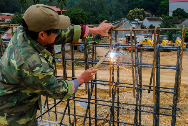 Cận cảnh cao tốc Mai Sơn - QL45 chuẩn bị hoàn thành - Hình 6 Can canh cao toc Mai Son - QL45 chuan bi hoan thanh-Hinh-6