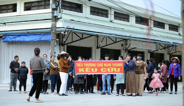 Ninh Binh: Vi sao tieu thuong cho Nam Thanh cang bang ron “keu cuu“?-Hinh-2