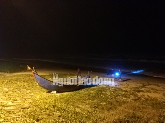 Hàng chục bánh heroin in chữ Trung Quốc trôi dạt vào biển Quảng Nam - Hình 3 Hang chuc banh heroin in chu Trung Quoc troi dat vao bien Quang Nam-Hinh-3
