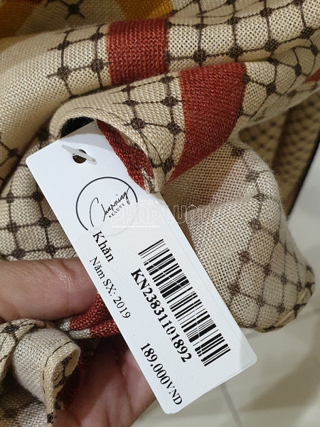 Vụ cắt mác Tàu gắn nhãn Việt: Thương hiệu IVY Moda liên quan gì đến ông Nguyễn Vũ Hải Anh? Vu cat mac Tau gan nhan Viet: Thuong hieu IVY Moda lien quan gi den ong Nguyen Vu Hai Anh?