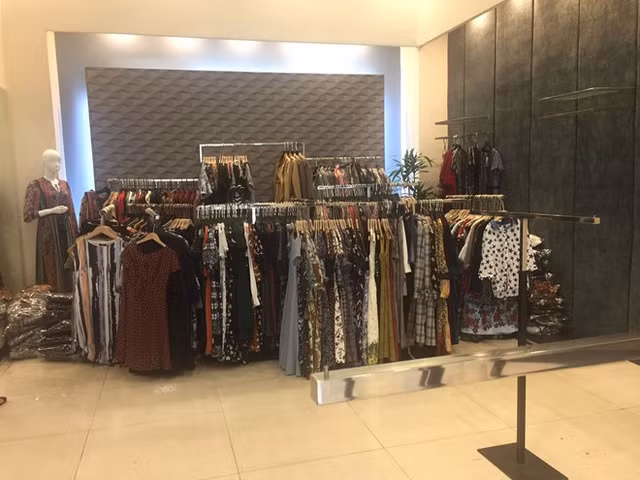 Vu cat mac Tau gan nhan Viet: Thuong hieu IVY Moda lien quan gi den ong Nguyen Vu Hai Anh?-Hinh-5