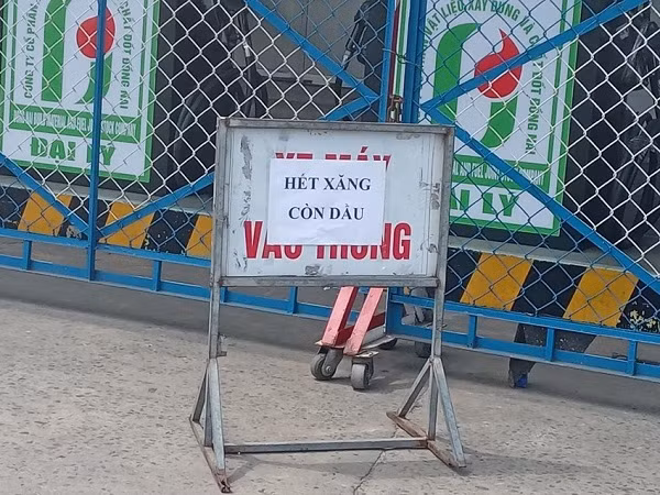 TP HCM co 7 cua hang het xang nen tam ngung kinh doanh