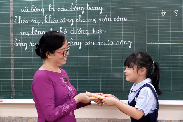 Co hieu luc tu thang 5/2019: HS lop 1 duoc hoc ky nang chong xam hai-Hinh-2