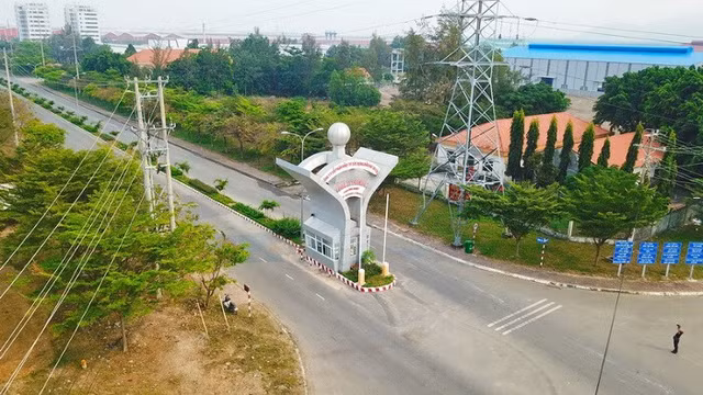 Khu công nghiệp gần 2.000 tỷ tại Vũng Tàu do ai đầu tư? Khu cong nghiep gan 2.000 ty tai Vung Tau do ai dau tu?