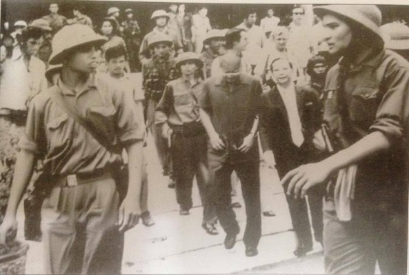 Tuong The va hoi uc lich su tai Dinh Doc Lap ngay 30/4