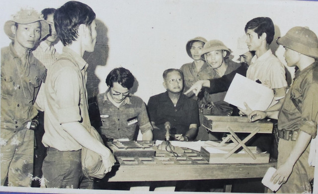 Tuong The va hoi uc lich su tai Dinh Doc Lap ngay 30/4-Hinh-4