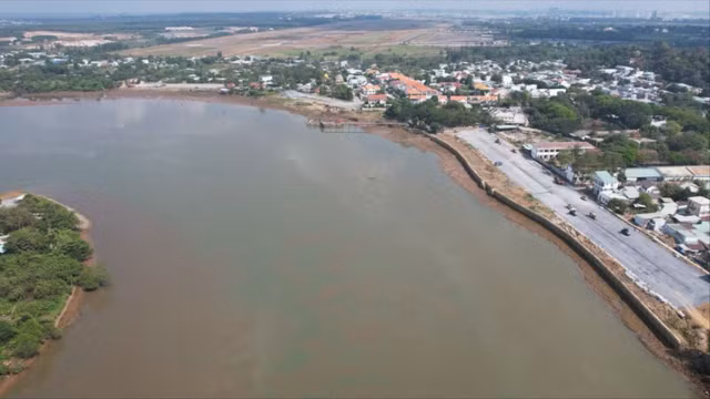 Can canh duong ven song Dong Nai gan 2.000 ty sau 2 nam khoi cong-Hinh-3