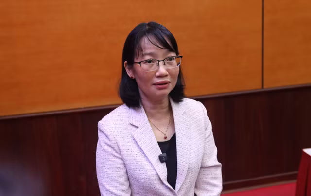 TP HCM: Du khach duoc song lai khoanh khac hao hung dip Le 30/4