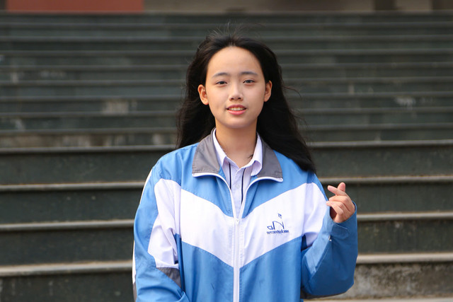 Nu sinh lop 11 o Bac Ninh gianh suat du thi Olympic Toan hoc quoc te