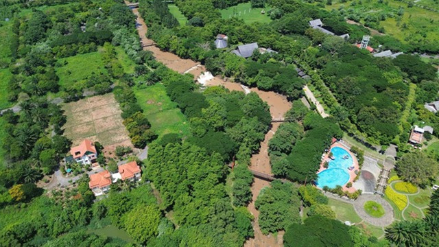 Cảnh hoang tàn tại dự án khu dân cư Giang Điền đang bị thanh tra Canh hoang tan tai du an khu dan cu Giang Dien dang bi thanh tra