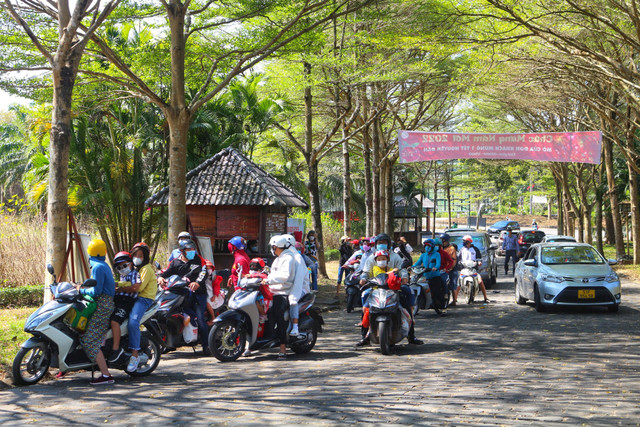 Cảnh hoang tàn tại dự án khu dân cư Giang Điền đang bị thanh tra - Hình 12 Canh hoang tan tai du an khu dan cu Giang Dien dang bi thanh tra-Hinh-12