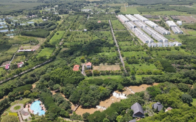 Cảnh hoang tàn tại dự án khu dân cư Giang Điền đang bị thanh tra - Hình 3 Canh hoang tan tai du an khu dan cu Giang Dien dang bi thanh tra-Hinh-3