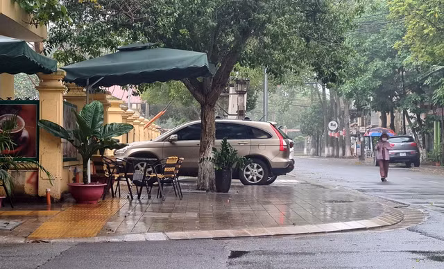 Bac Ninh: Hang quan “nuot chung” via he de kinh doanh-Hinh-12