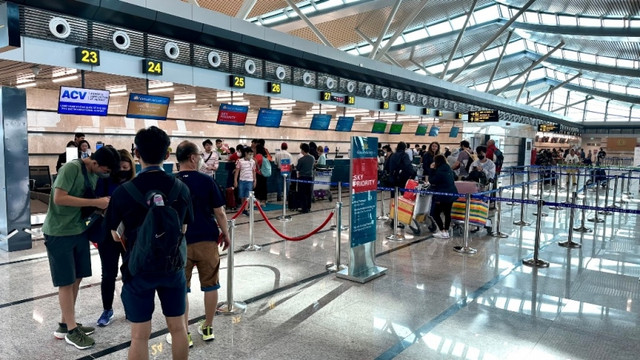 Cận cảnh nhà ga hàng không hơn 2.200 tỷ ở Huế - Hình 13 Can canh nha ga hang khong hon 2.200 ty o Hue-Hinh-13