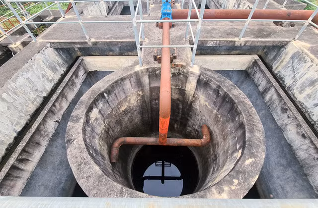 Ninh Binh: Xot xa nha may nuoc sach tien ty bo hoang nhieu nam-Hinh-6