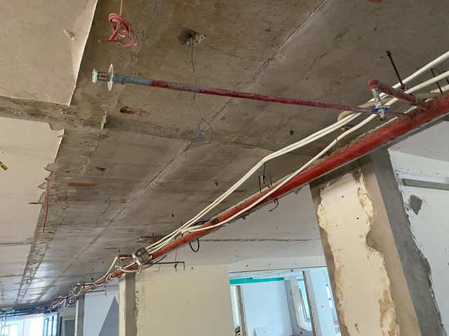 Ảnh: Tháo dỡ các căn hộ trái phép ở Mường Thanh Sơn Trà - Hình 10 Anh: Thao do cac can ho trai phep o Muong Thanh Son Tra-Hinh-10