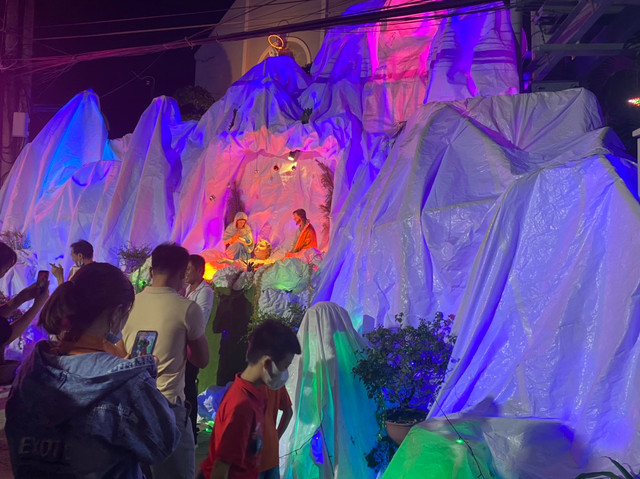 Dem Giang sinh ruc ro sac mau o Dong Nai-Hinh-2