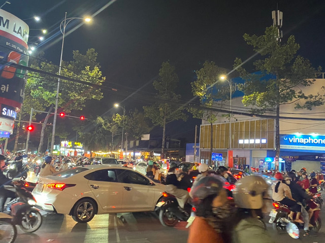 Dem Giang sinh ruc ro sac mau o Dong Nai-Hinh-17