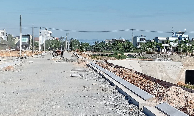 Tỉnh Quảng Nam cấm đấu thầu 5 năm đối với Xây dựng Thương mại Hạ tầng Quảng Nam - Hình 2 Tinh Quang Nam cam dau thau 5 nam doi voi Xay dung Thuong mai Ha tang Quang Nam-Hinh-2