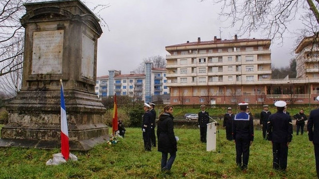 Thú vị: Hòn đảo cứ 6 tháng đổi quốc tịch một lần - Hình 8 Thu vi: Hon dao cu 6 thang doi quoc tich mot lan-Hinh-8