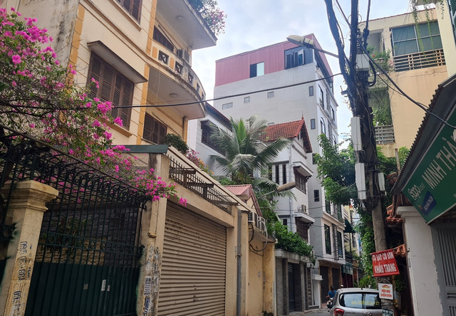 Nhan nhản công trình cơi nới, có dấu hiệu vi phạm ở Nghĩa Đô? - Hình 4 Nhan nhan cong trinh coi noi, co dau hieu vi pham o Nghia Do?-Hinh-4