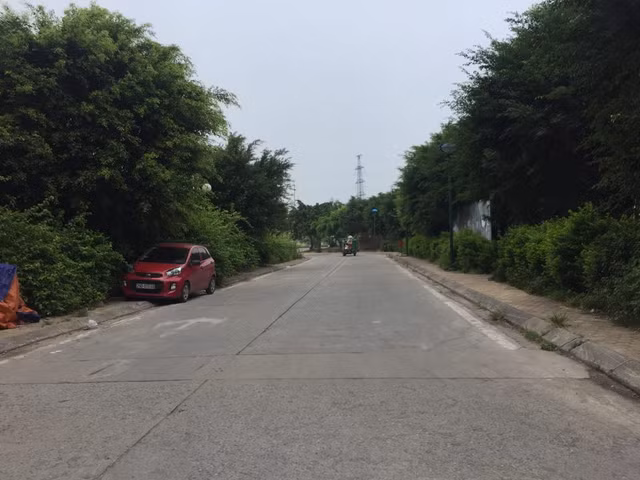 Ran doc dai hang met bua vay chung cu Xuan Mai Complex, cu dan khiep so-Hinh-4