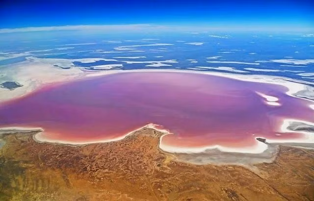 Biet gi ve ho nuoc bi an nhat the gioi?-Hinh-9