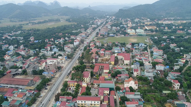 Loạt dự án bị 'khai tử' ở Hòa Bình: Điểm tên Công ty Hùng Thoa, Xi măng X18 Loat du an bi 'khai tu' o Hoa Binh: Diem ten Cong ty Hung Thoa, Xi mang X18