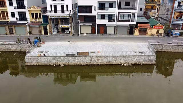 Con duong hon 12 ty chua day 1 km nhech nhac-Hinh-5