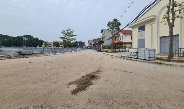 Con duong hon 12 ty chua day 1 km nhech nhac-Hinh-12