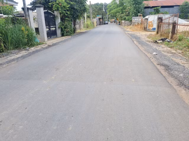 Trang Bom (Dong Nai): Duong tien ti vua sua lai nut, bong ria, cong ty Hung Phi se sua den bao gio ?-Hinh-5