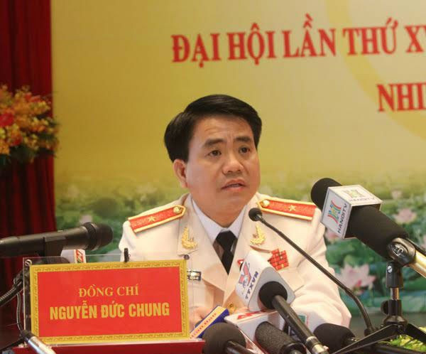 Con đường tiến thân của ông Nguyễn Đức Chung - Hình 2 Con duong tien than cua ong Nguyen Duc Chung-Hinh-2