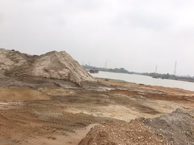 Xu ly cong ty Thang Long san lap ca tram met song trai phep nhu the nao?-Hinh-2