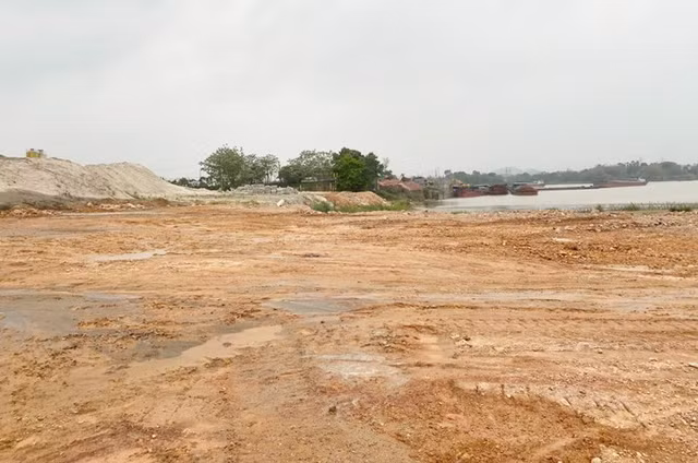 Yeu cau bao cao vu Cty Thang Long san lap song Soc Son trai phep