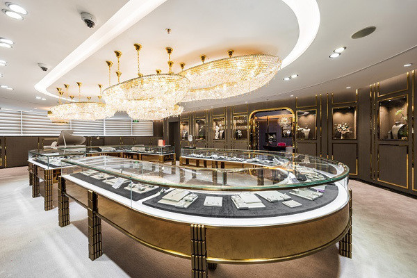 Tập đoàn DOJI thâu tóm Thế Giới Kim Cương: Rất khủng nhưng cũng dính nhiều phốt - Hình 2 Tap doan DOJI thau tom The Gioi Kim Cuong: Rat khung nhung cung dinh nhieu phot-Hinh-2