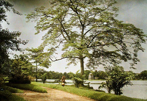 Lạ lẫm với Hà Nội xưa qua ống kính nhiếp ảnh gia Pháp - Hình 3 La lam voi Ha Noi xua qua ong kinh nhiep anh gia Phap-Hinh-3