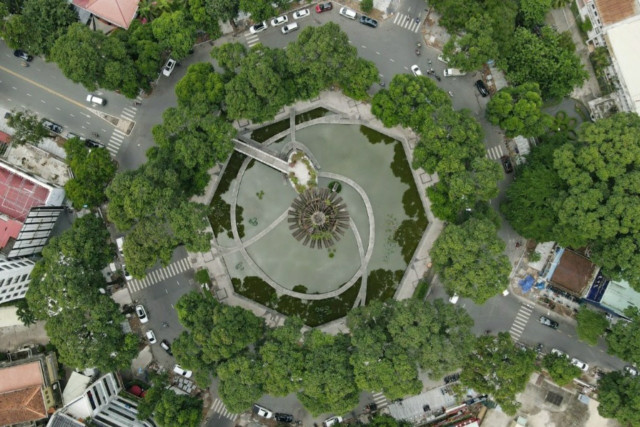 “Vui quên lối về” tại những con phố đi bộ rực rỡ sắc màu dịp Tết - Hình 2 “Vui quen loi ve” tai nhung con pho di bo ruc ro sac mau dip Tet-Hinh-2