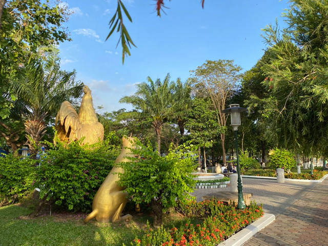 “Vui quên lối về” tại những con phố đi bộ rực rỡ sắc màu dịp Tết - Hình 5 “Vui quen loi ve” tai nhung con pho di bo ruc ro sac mau dip Tet-Hinh-5