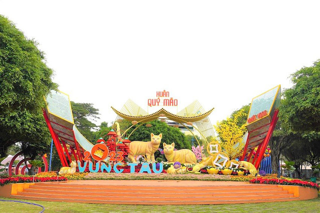 “Vui quên lối về” tại những con phố đi bộ rực rỡ sắc màu dịp Tết - Hình 12 “Vui quen loi ve” tai nhung con pho di bo ruc ro sac mau dip Tet-Hinh-12