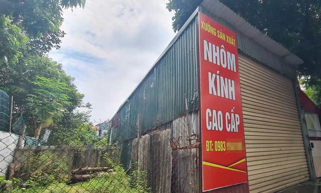 Cận cảnh các công trình lấn chiếm đất hành lang sông Nhuệ - Hình 6 Can canh cac cong trinh lan chiem dat hanh lang song Nhue-Hinh-6